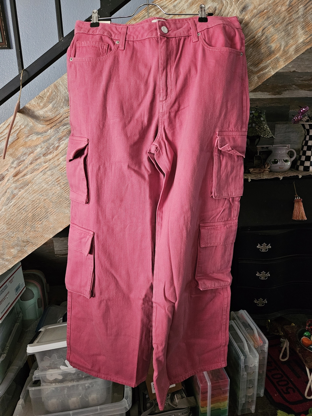 Sneak Peek Women's Mauve Cargo Jeans